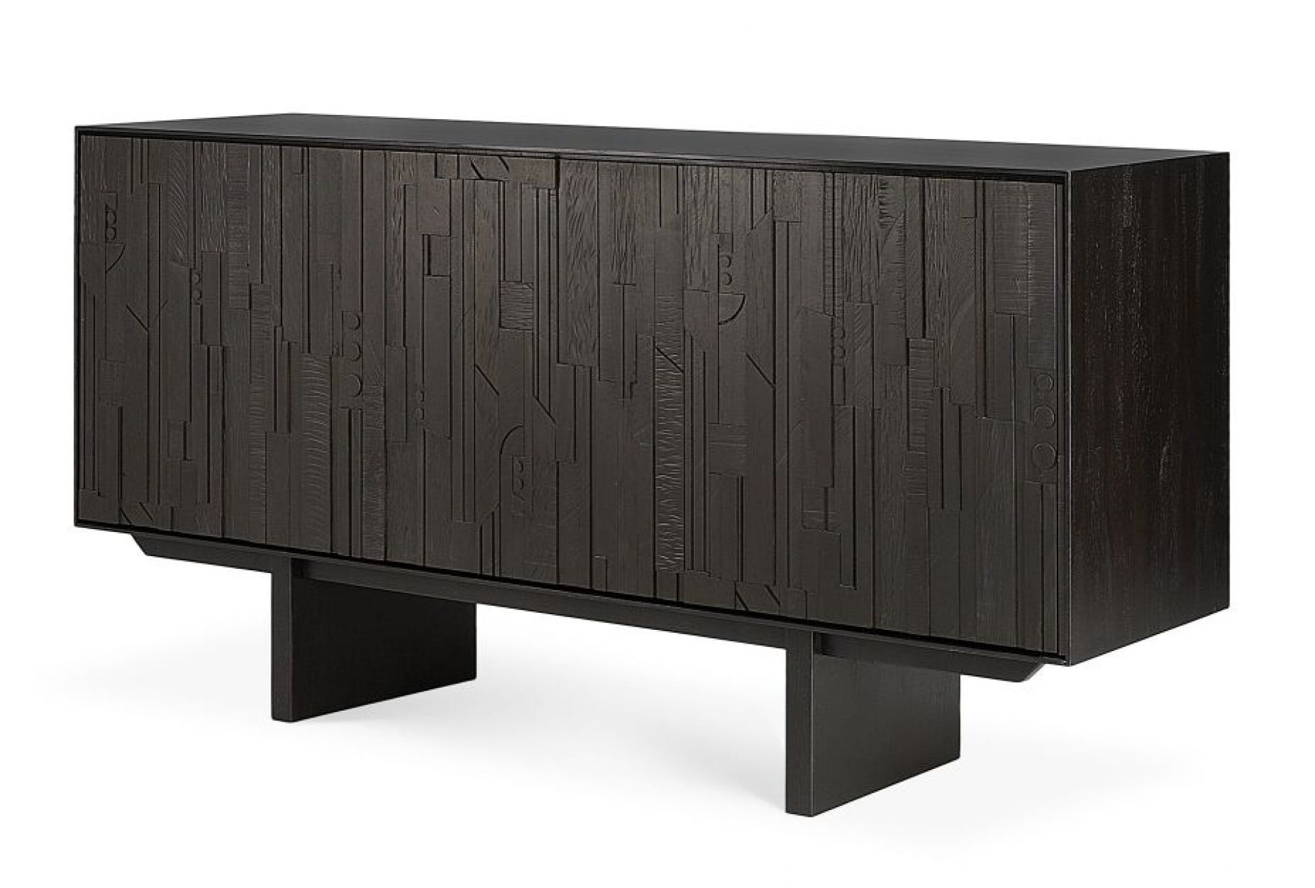 Ethnicraft Mosaic Anrichte aus Teakholz mit dunkler Oberfläche und geometrischen Mustern auf den Türen.